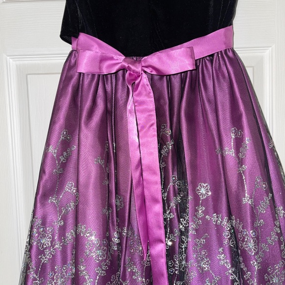 Girls Formal Dress - Picture 5 of 5